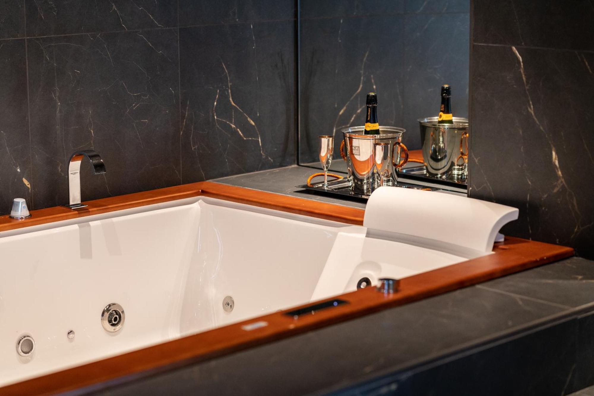 Ponte 7 Boutique Hotel Палермо Екстериор снимка